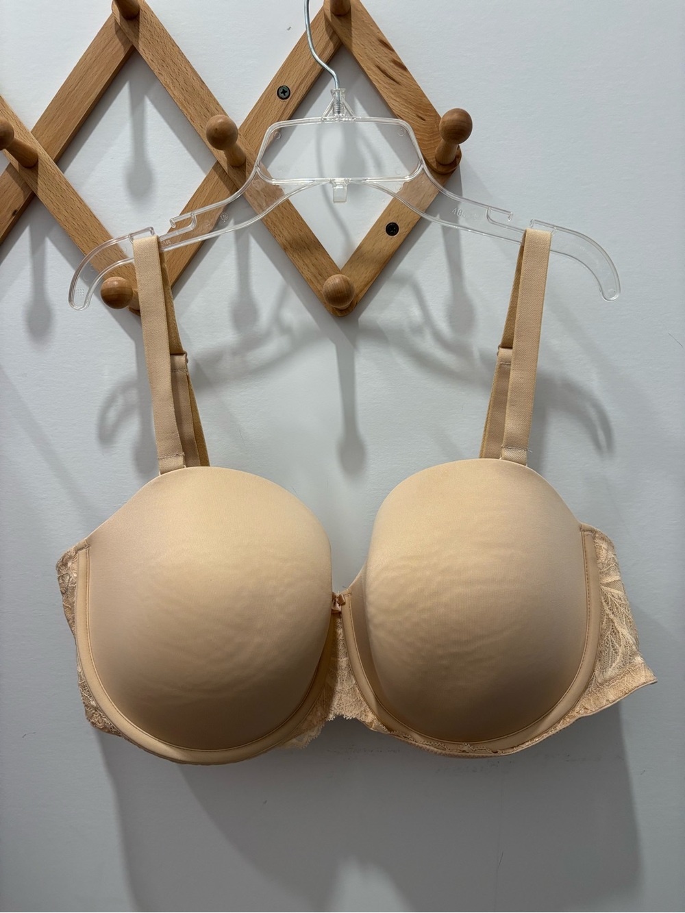 Auden strapless convertible bra size 42D